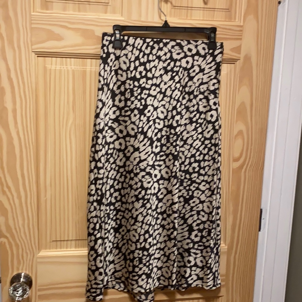 She + Sky Midi Animal Print Skirt size medium